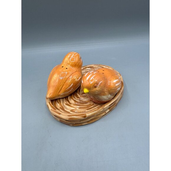 Essential Home Ceramic Bird Salt & Pepper Shakers‎ Nest - Picture 2 of 6